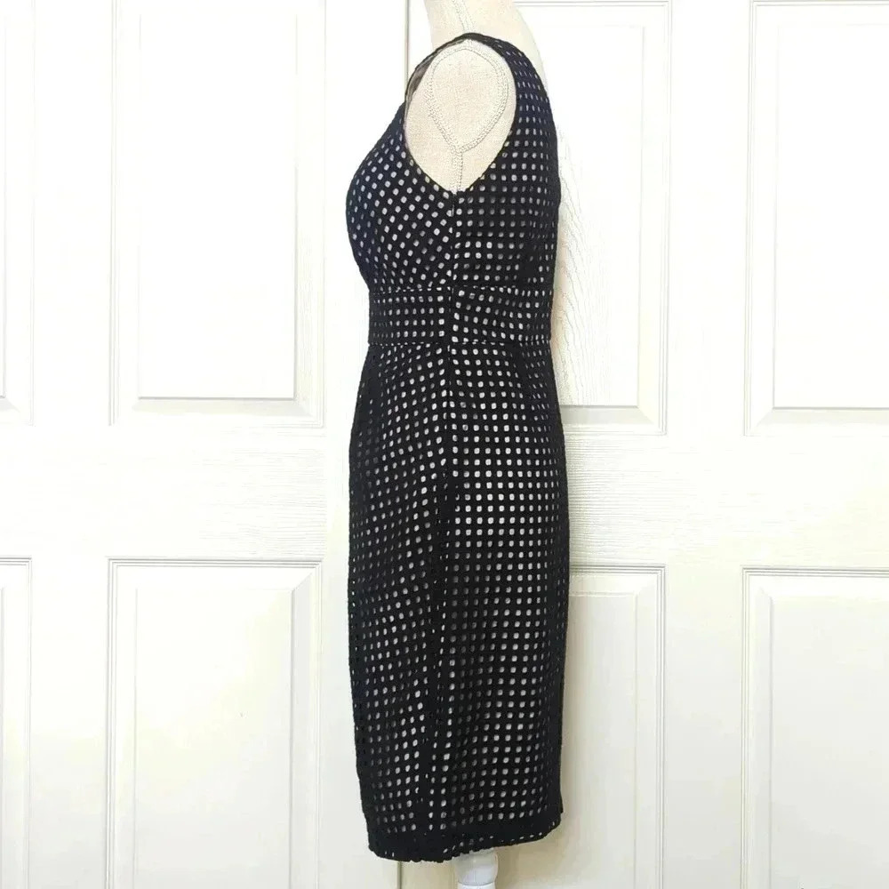 David Lawrence Circle Black Textured Dress - Picture 3 of 7